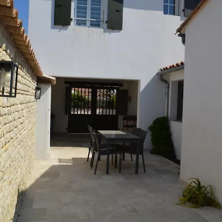 Prázdninový dům Maison De Charme En Re *